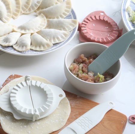 Plastic Dumpling Maker Device