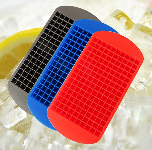 Ice maker tray