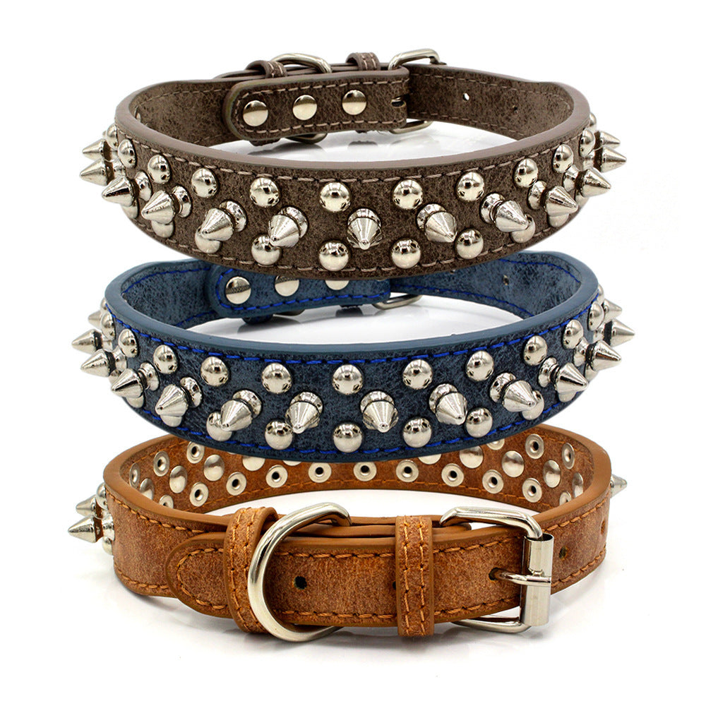 Rivet pet collar