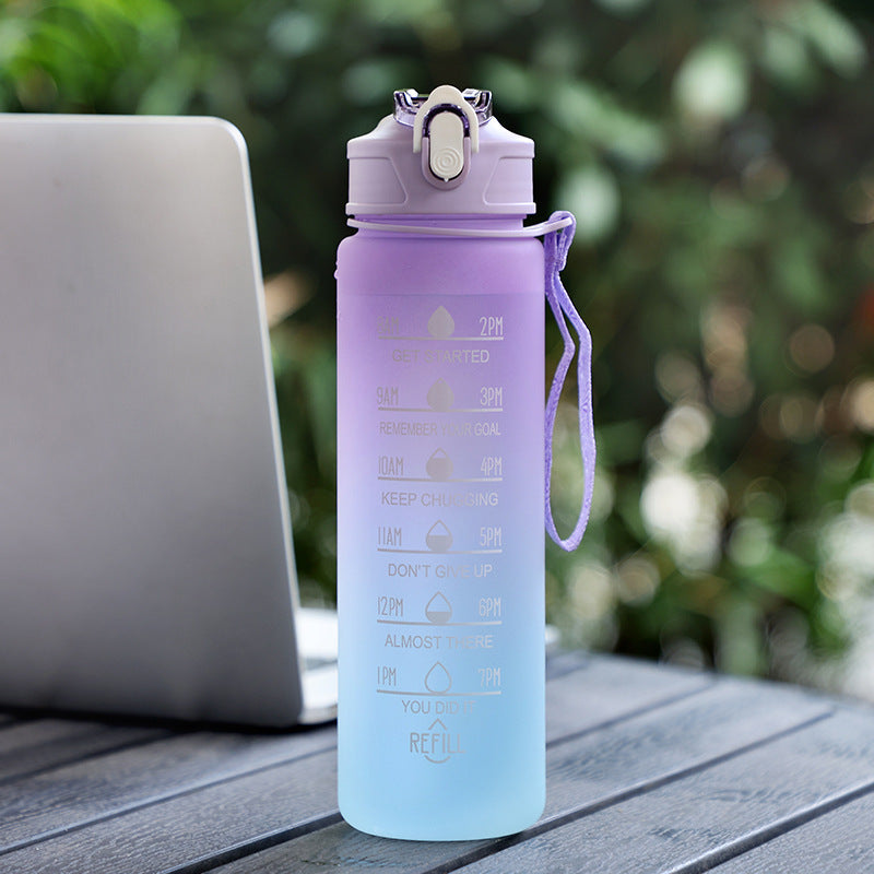 Large Capacity Sports Plastic Scale Water Bottle Portable Sports Bottle Portable Drinking Cup With Straw