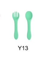 High Quality Natural 100 Food Grade Inventory Easy To Rinse Spoon Weaning Unbreakable Rubber Fork Dishwasher Safe Feeding Set