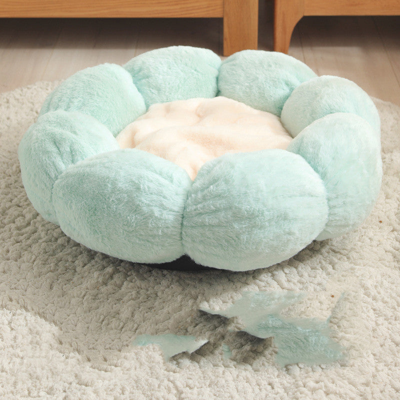 Pet Bed Mat New Pet Soft Dog Cat Blanket  Flower Shaped Doghouse