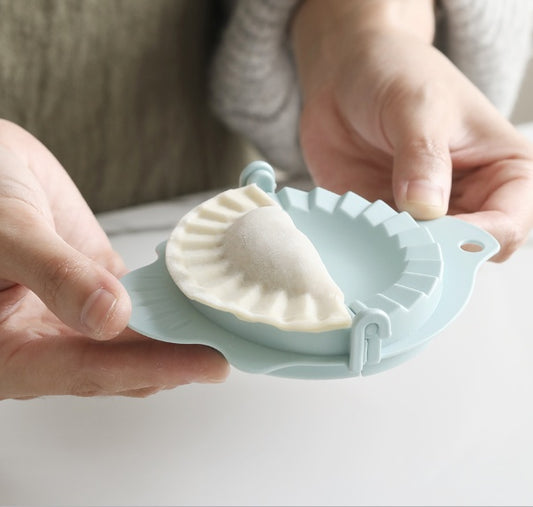 Plastic Dumpling Maker Device