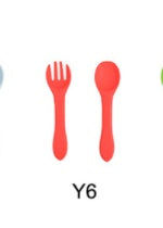 High Quality Natural 100 Food Grade Inventory Easy To Rinse Spoon Weaning Unbreakable Rubber Fork Dishwasher Safe Feeding Set